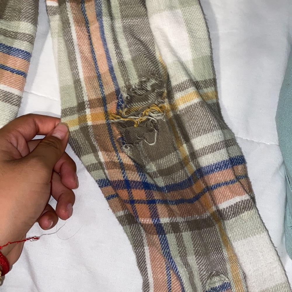 Flannel - Picture 4 of 5